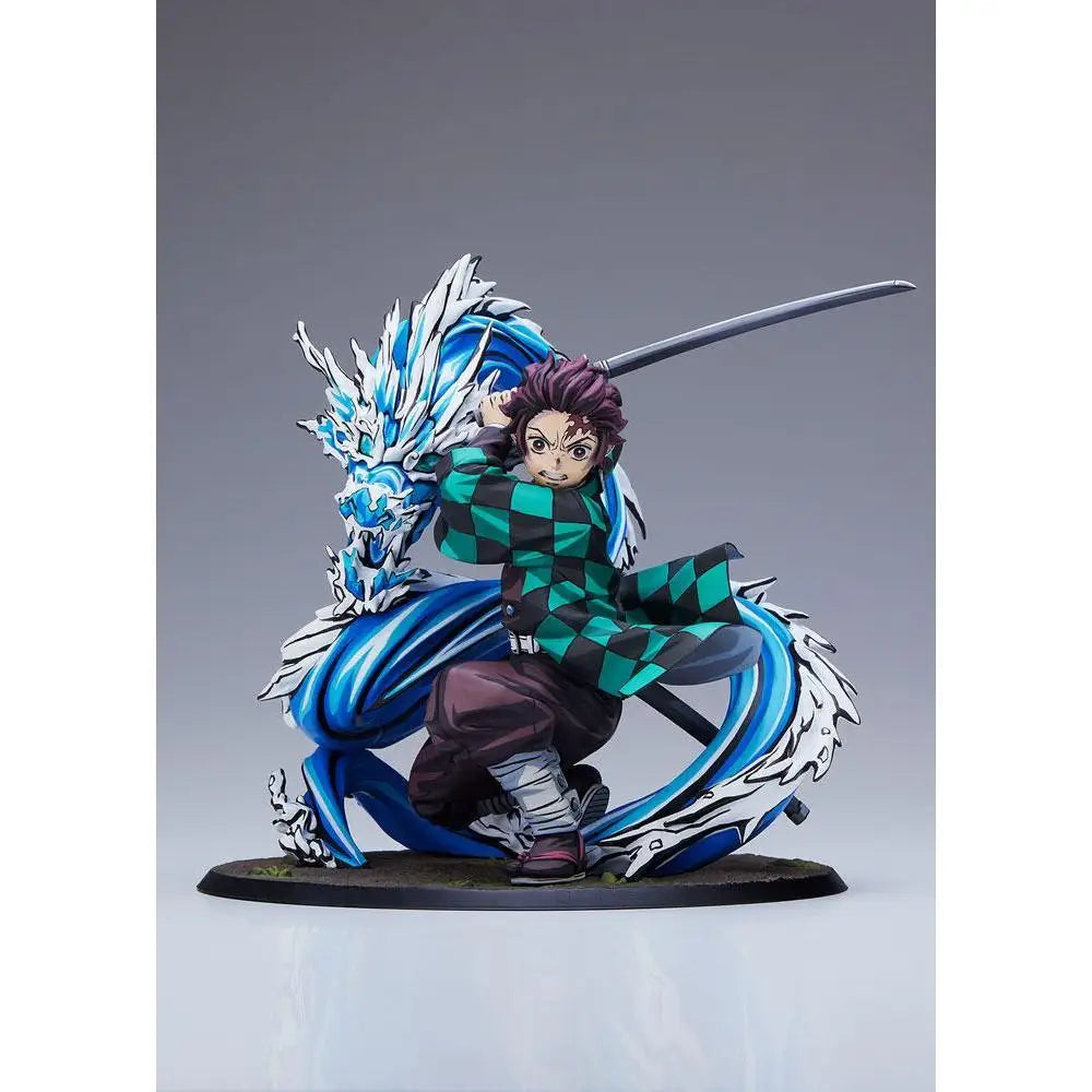 Demon Slayer: kimetsu no Yaiba statue 1/8 tanjiro Kamado total concentration paint ver. 19 cm