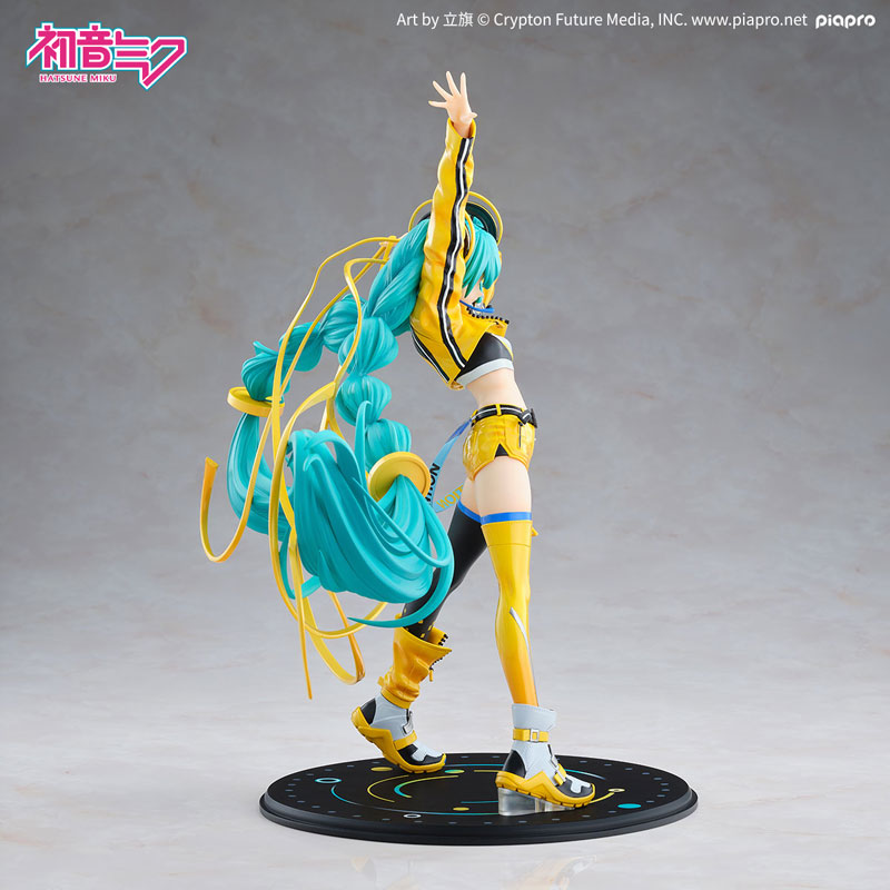 (Pre-order) Character Vocal Series 01 Hatsune Miku 17th Anniversary Ver. 1/7 Complete Figure