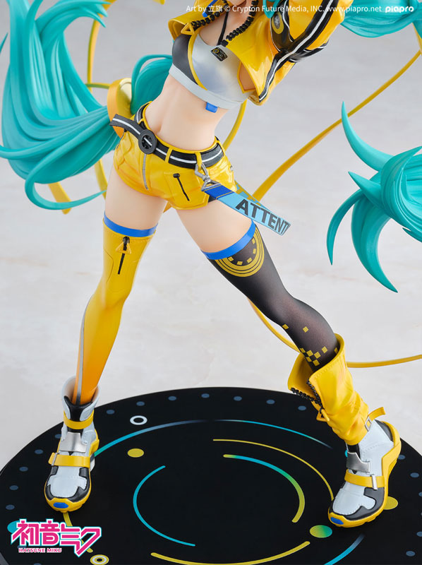(Pre-order) Character Vocal Series 01 Hatsune Miku 17th Anniversary Ver. 1/7 Complete Figure