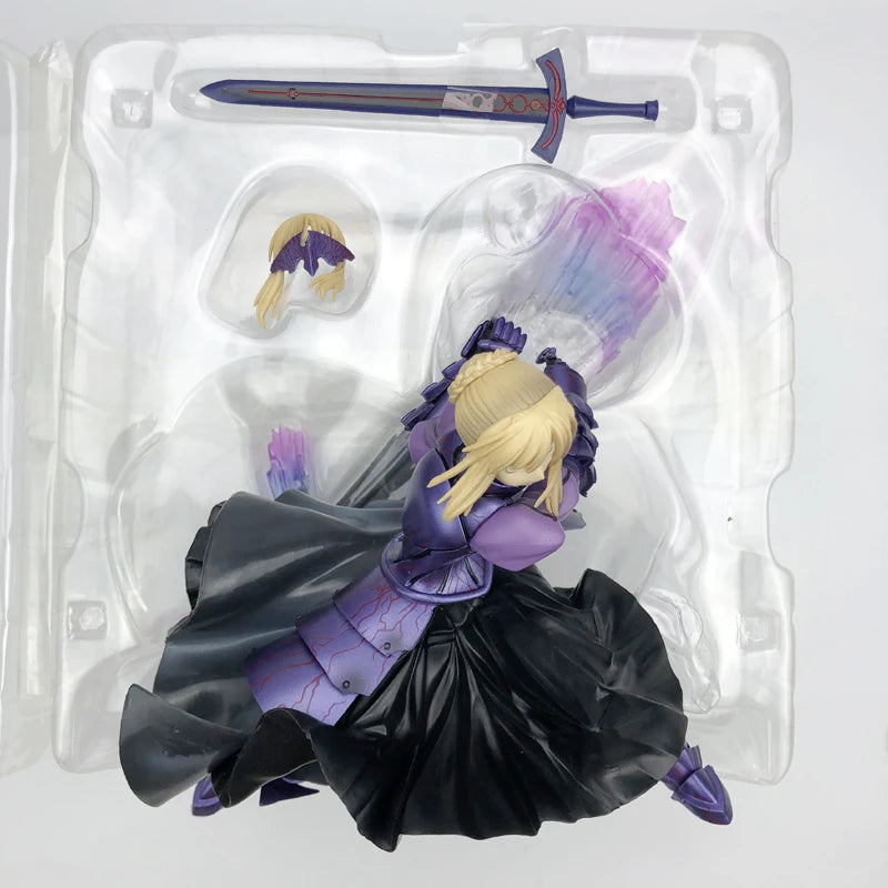 Anime-Spiele Fate Stay Night Alter Saber Actionfigur PVC-König der Ritter im Maßstab 1/7 Ausgezeichnetes Modellspielzeug Sammlerstücke