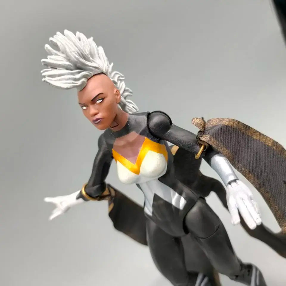 Marvel Legends X-Men Series Storm 6" екшън фигурка на свободна основа