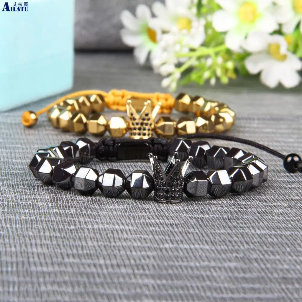 Ailatu 10 teile/los Crown Armband Schwarz Hämatit Perlen Macrame Pulseira Masculina Schmuck Anpassbare Stil und Laser Logo
