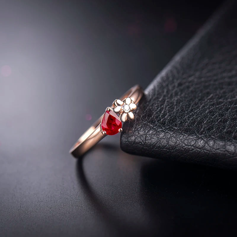 LOVERJEWELRY Любящи пръстени Чисто 18-каратово розово злато Рубин Сватбен пръстен Класически дизайн Диамантени бижута Пръстени за жени Коледни подаръци
