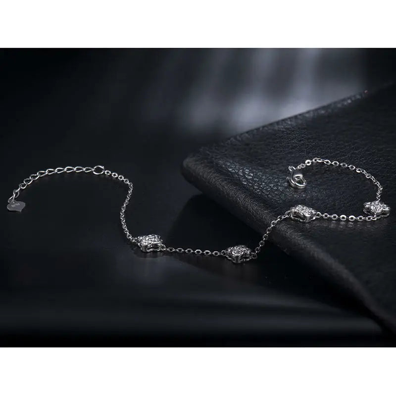 LOVERJEWELRY Романтична 18-каратова бяло злато с диаманти, годежна и сватбена гривна за жени, фини бижута на едро, любящ подарък NA0030