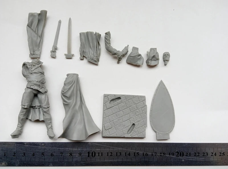 Assembly Scale 1/18  90mm Templar Sergeant, XIII century 90 mm figure  Resin Model  Unpainted