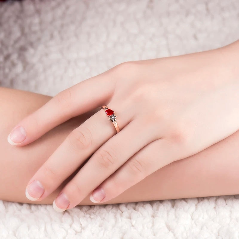 LOVERJEWELRY Любящи пръстени Чисто 18-каратово розово злато Рубин Сватбен пръстен Класически дизайн Диамантени бижута Пръстени за жени Коледни подаръци