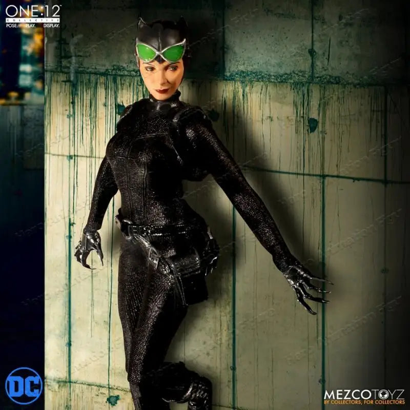 In Stock Original Mezco ONE:12 Catwoman Anime Action Figure Series PVC Model Gift Toy Collection