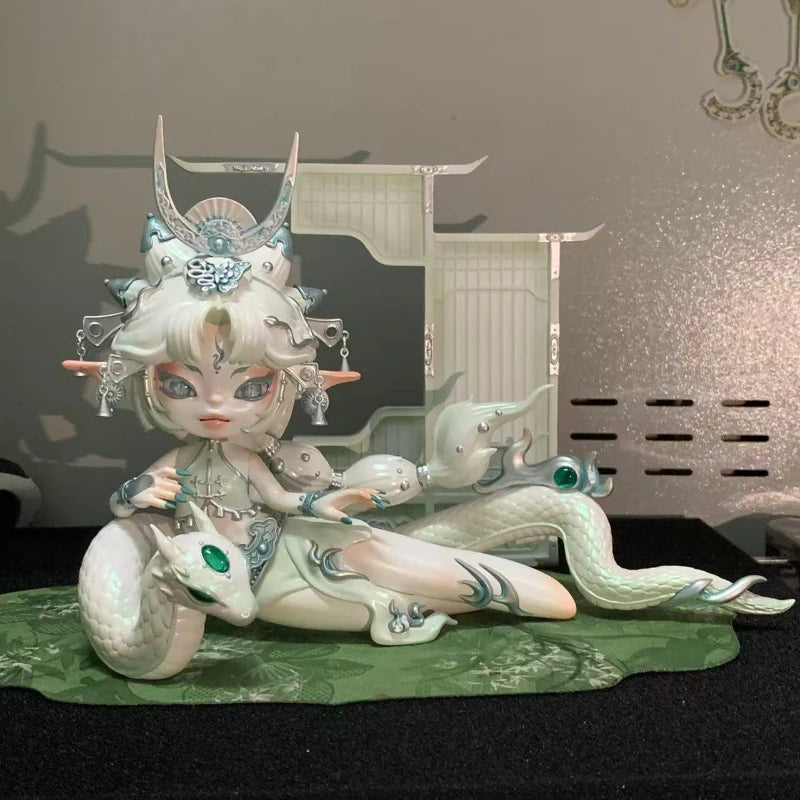 New Dominator Svia Solomon Goddess Figure Angel Teras Doll with Wings Vintage Gothic Sun Queen Designers Toy Art Collection