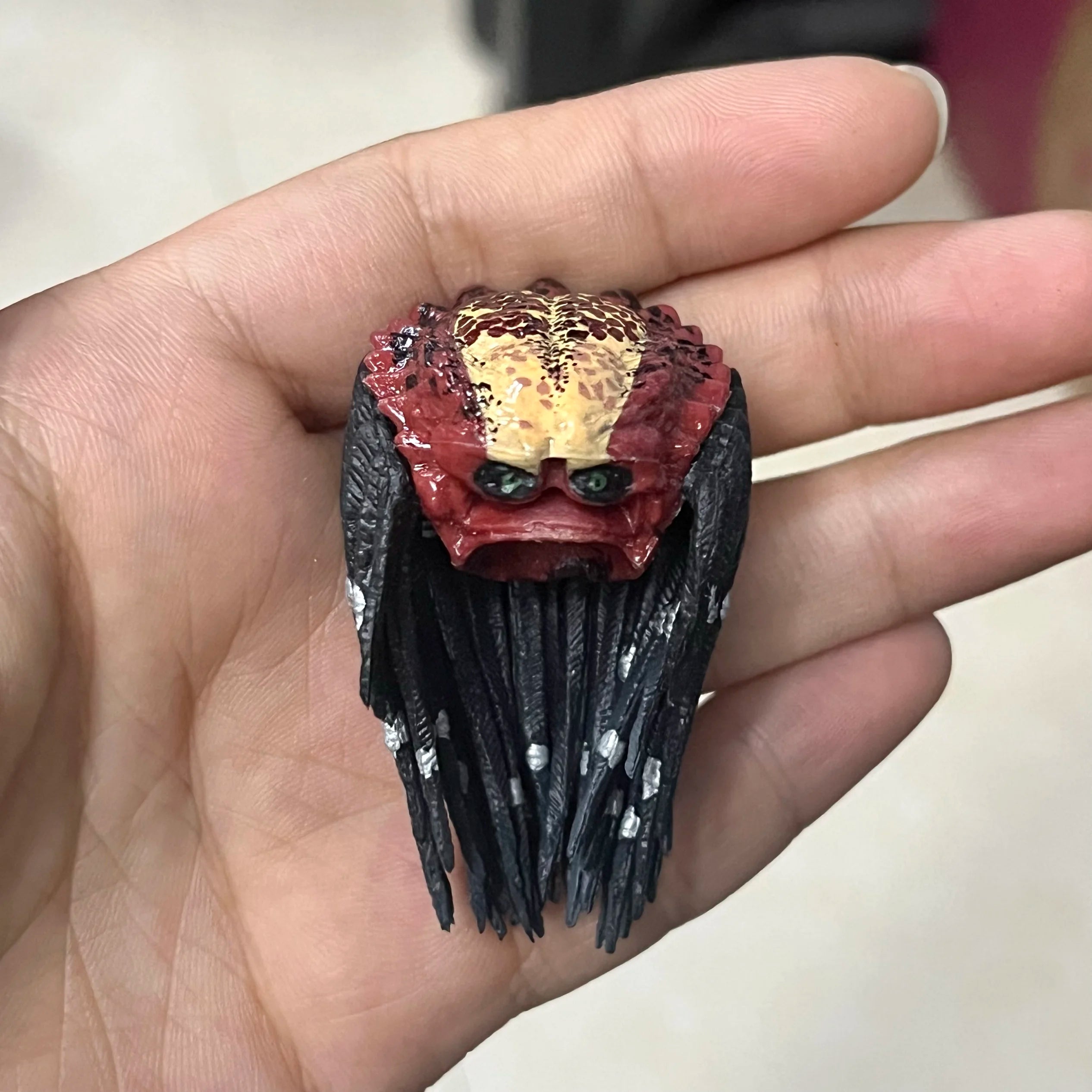NECA фигурка на куче извънземно 7 инча, модел на тяло, играчка за сглобяване „Направи си сам“, колекционерски артикул от Китай, подходяща за деца над 4 години.