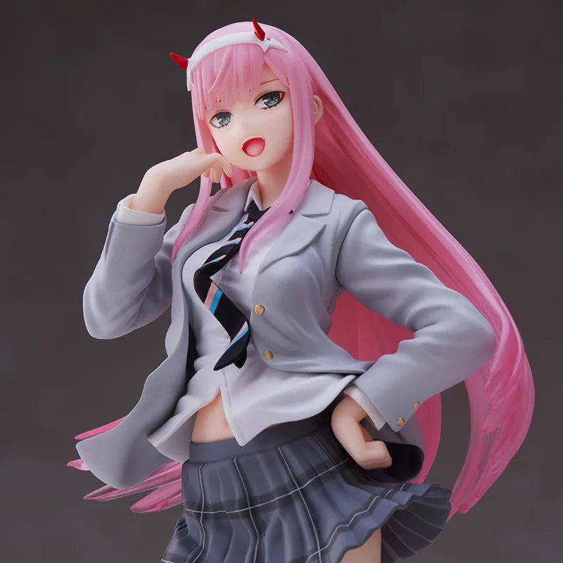 Auf Lager Original Taito DARLING in The FRANXX Coreful Zero Two Uniform Anime Figur Desktop Ornamente Modellsammlung Spielzeug Geschenke