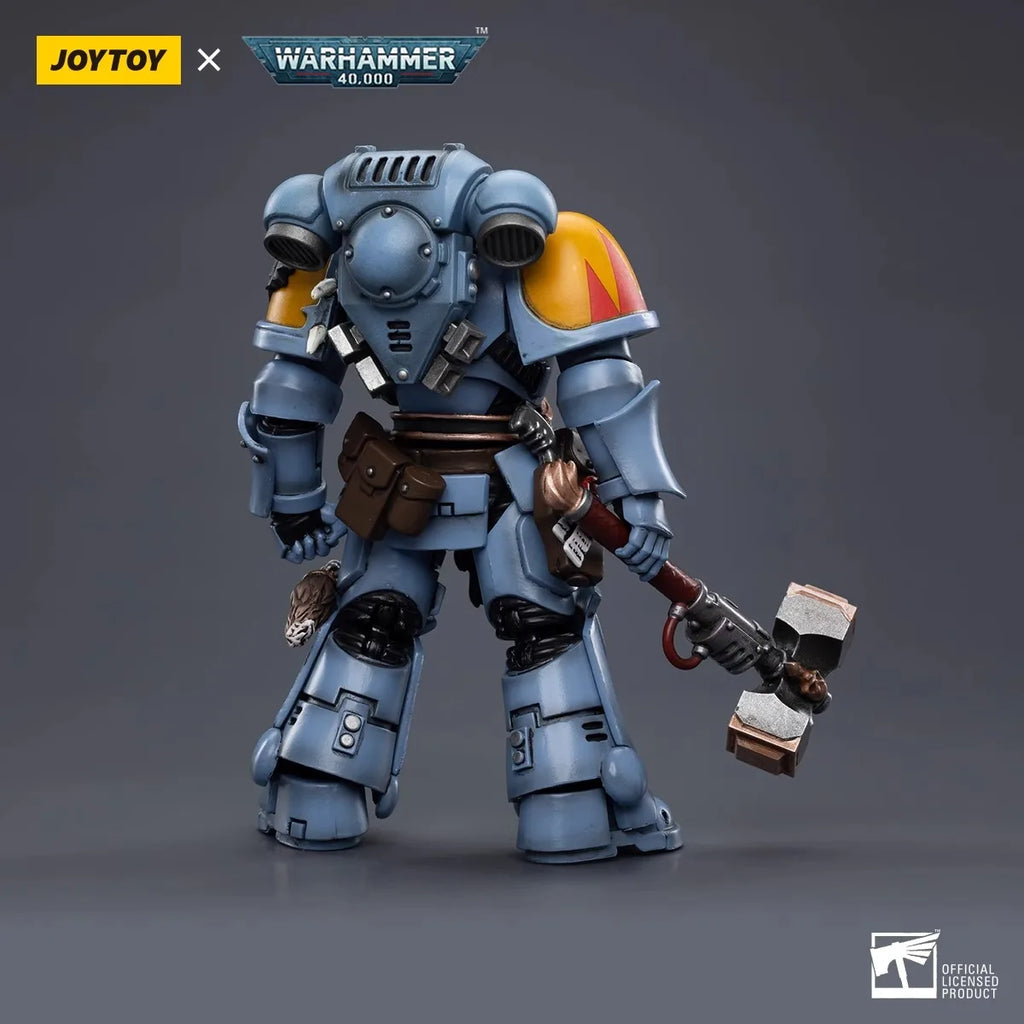 Joytoy Warhammer 1/18 Екшън фигурки Space Wolves Claw Pack Sigyrr Stoneshield Модел играчка момче подаръци 3.75 инча