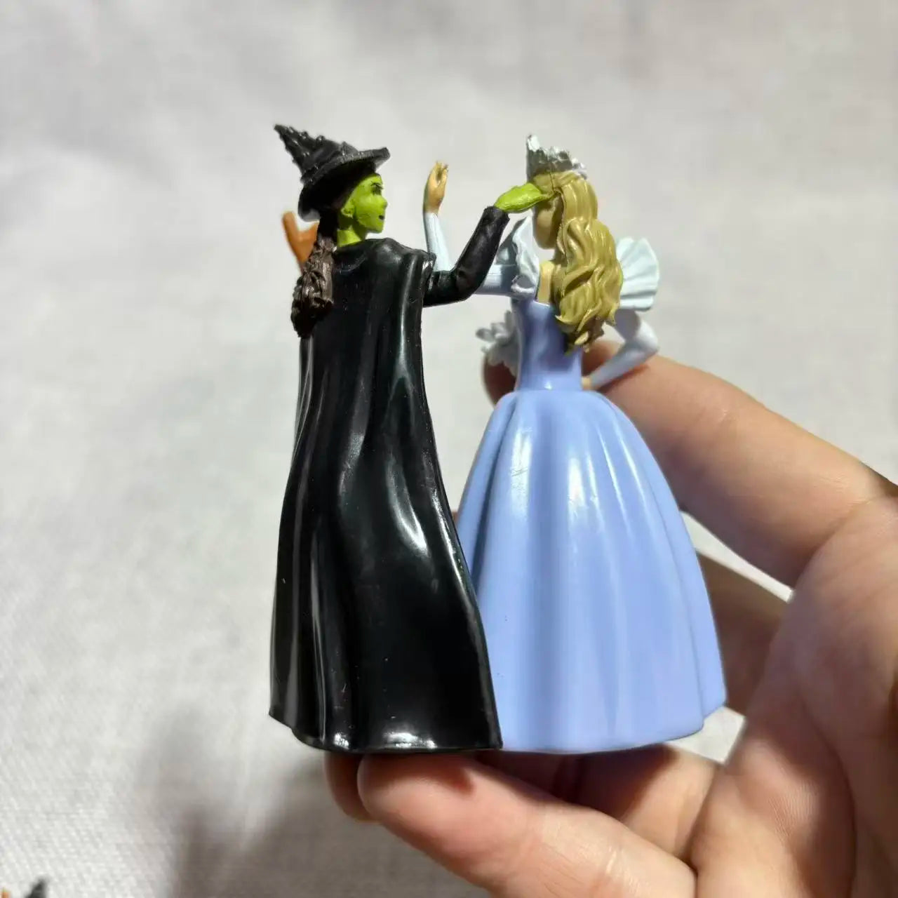 Genuine Loose Goods, Without Box Wicked Movie Merchandise Wicked The Musical Glinda Kind Princess Toy Ornament Model Figure Toys