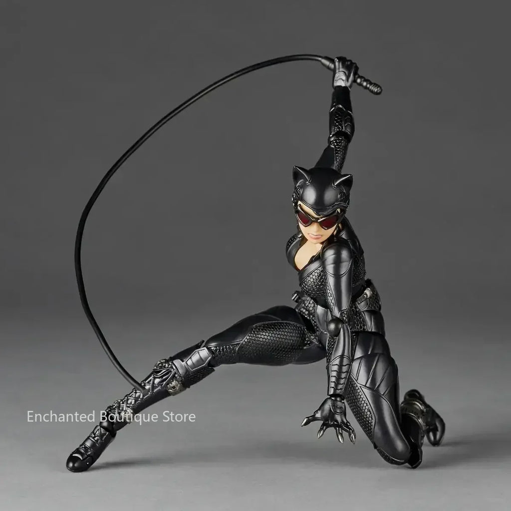 In Stock 100% Original Kaiyodo Revoltech Incrível Yamaguchi Catwoman Figuras De Ação Modelo Brinquedos  Figure Model ToyGift