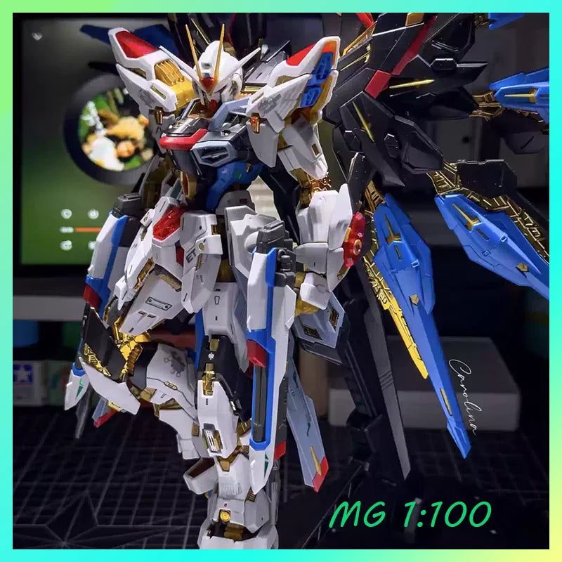 【НА НАЛИЧНОСТ】CHANGLONG 7701 Strike Freedom MGEX MG 1/100 Комплект за сглобяване на модел, аниме фигурка, колекционерска, персонализирана детска играчка, подарък