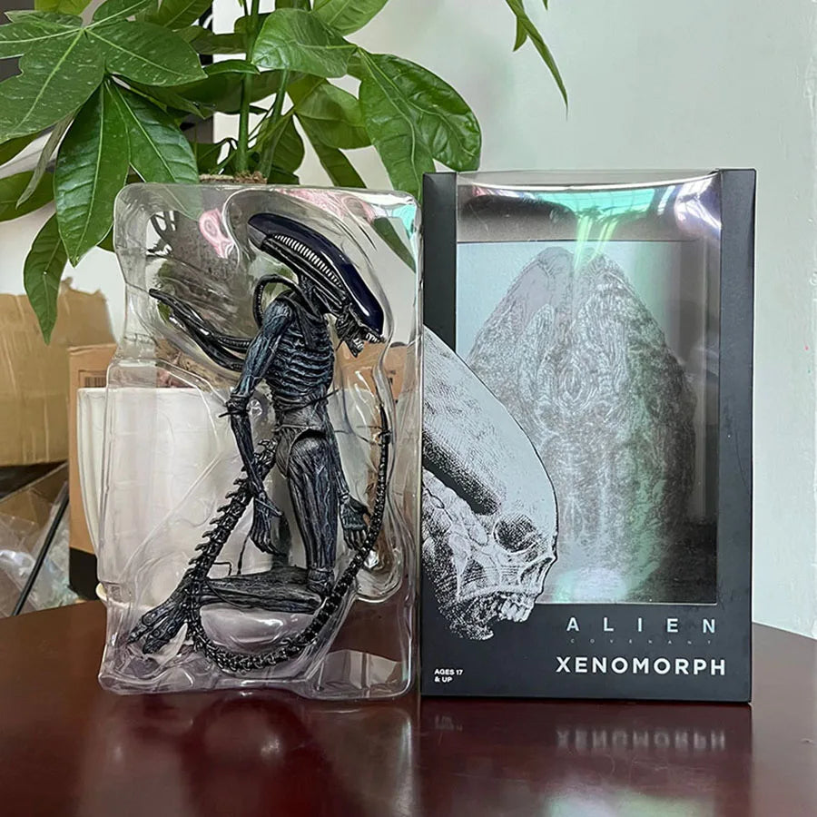 AVP Aliens Predator Alien Xenomorph PVC Action Figure Alien Neomorph Creature Pack Action Figures Toy Doll Gifts