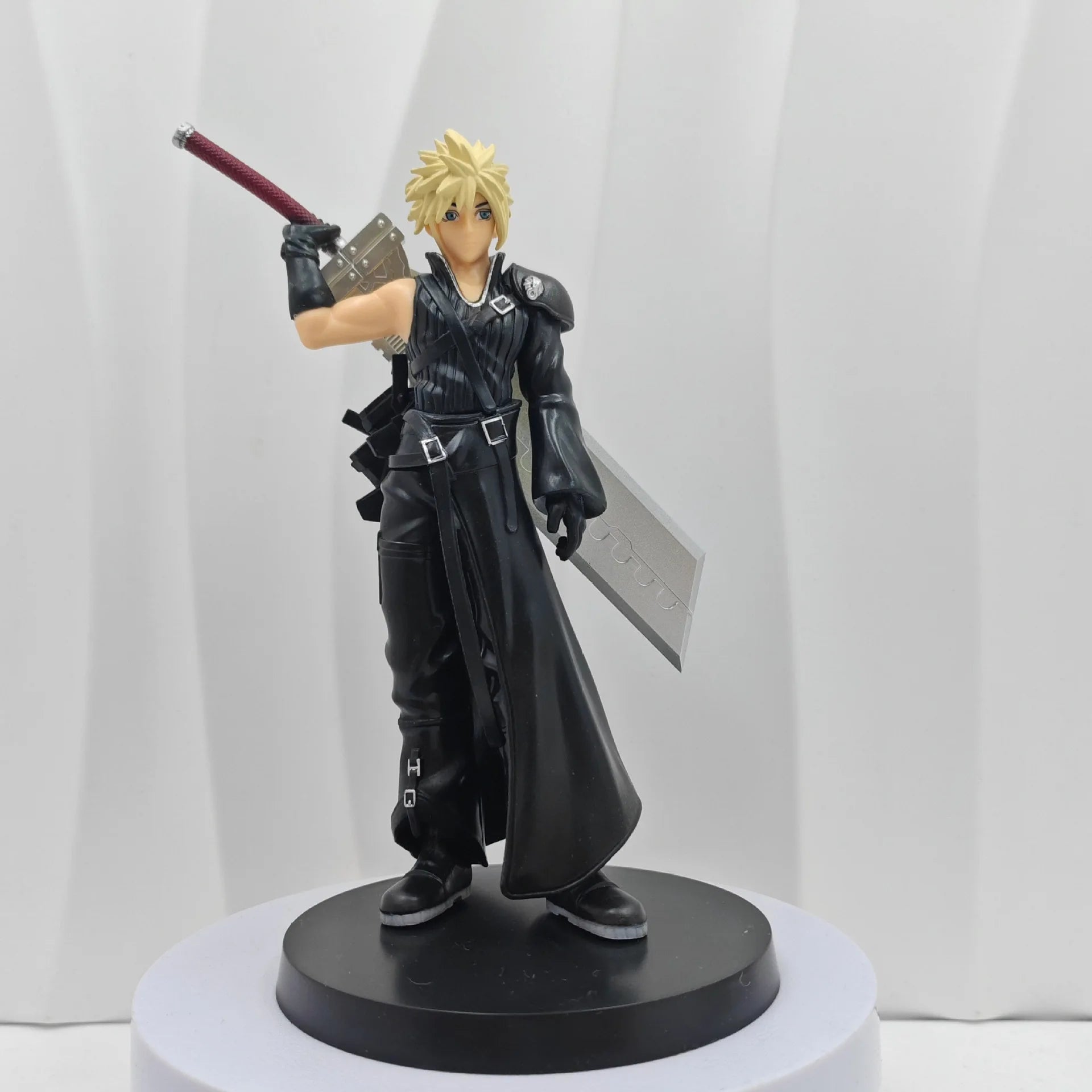 Final Fantasy 7 Sephiroth Cloud Strife Action Figure Model Desktop Peripheral Ornaments Children Toys Birthday Gift