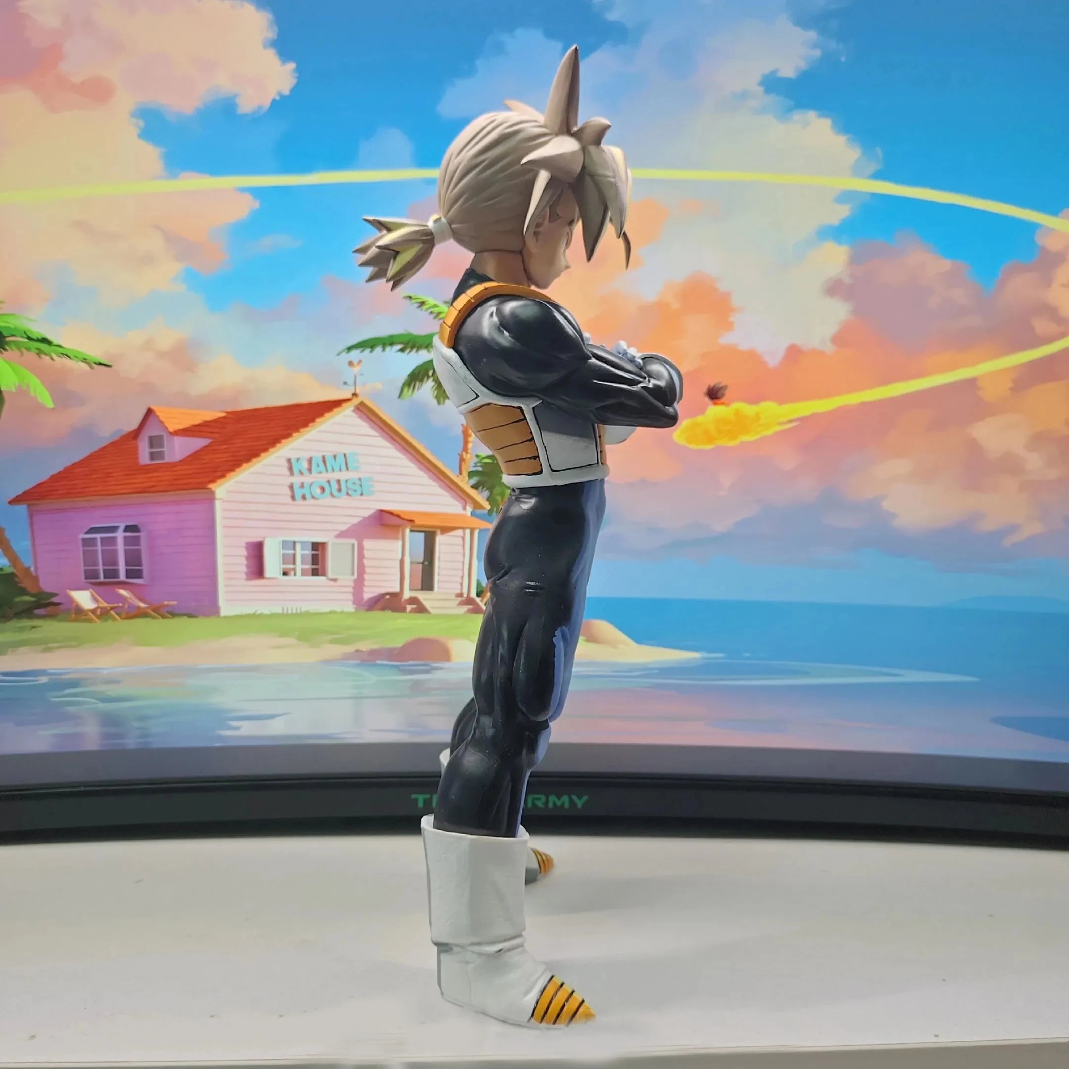 Dragon Ball Z Future Trunks SSJ Anime Figurine LK Model Standing Statue Collectable Ornament Action Figure Doll Boy Toy Gifts