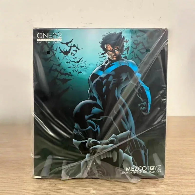 In Stock Original Mezco Toys One:12 Nightwing Anime Action Figure 1/12 Scale Mobile Doll Collectible Toy 4 Replace Fces Gift