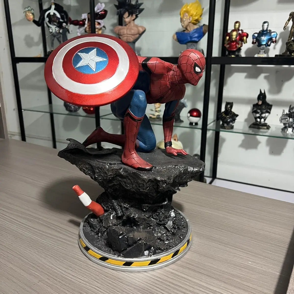 Marvel Studio Spider-Man The Avengers 15.74Inch/40cmGuardian Can Move GK Shield figure Battle Posture ornament Model Toys Gifts