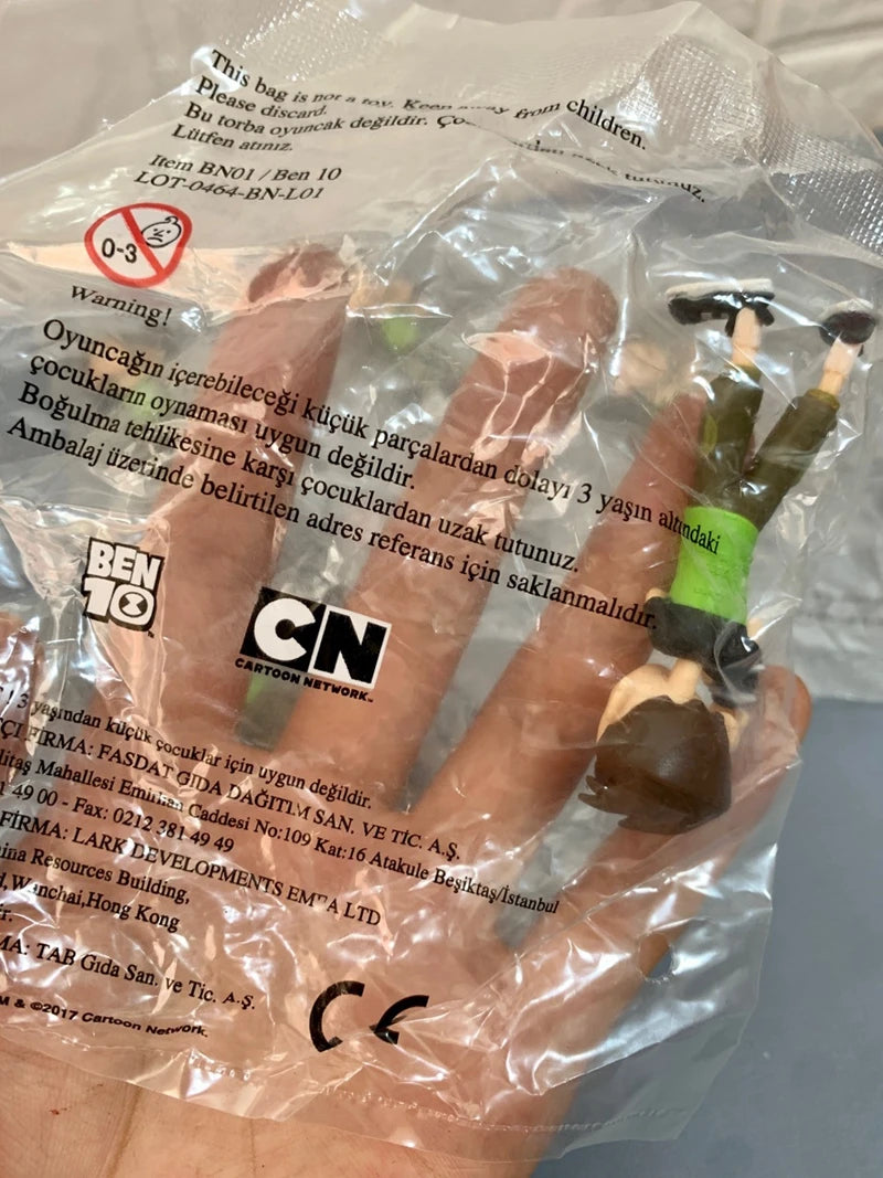 Ben 10 Mini Figure Boy Ben Toys Ornament Cake Decoration Figurine Miniature Collection Prop