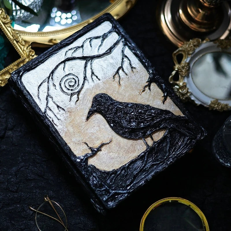 Naruto Crow Handmade Three-dimensional Relief Uchiha Itachi A5 Loose-leaf Card Collection Collection Book Gift Cthulhu