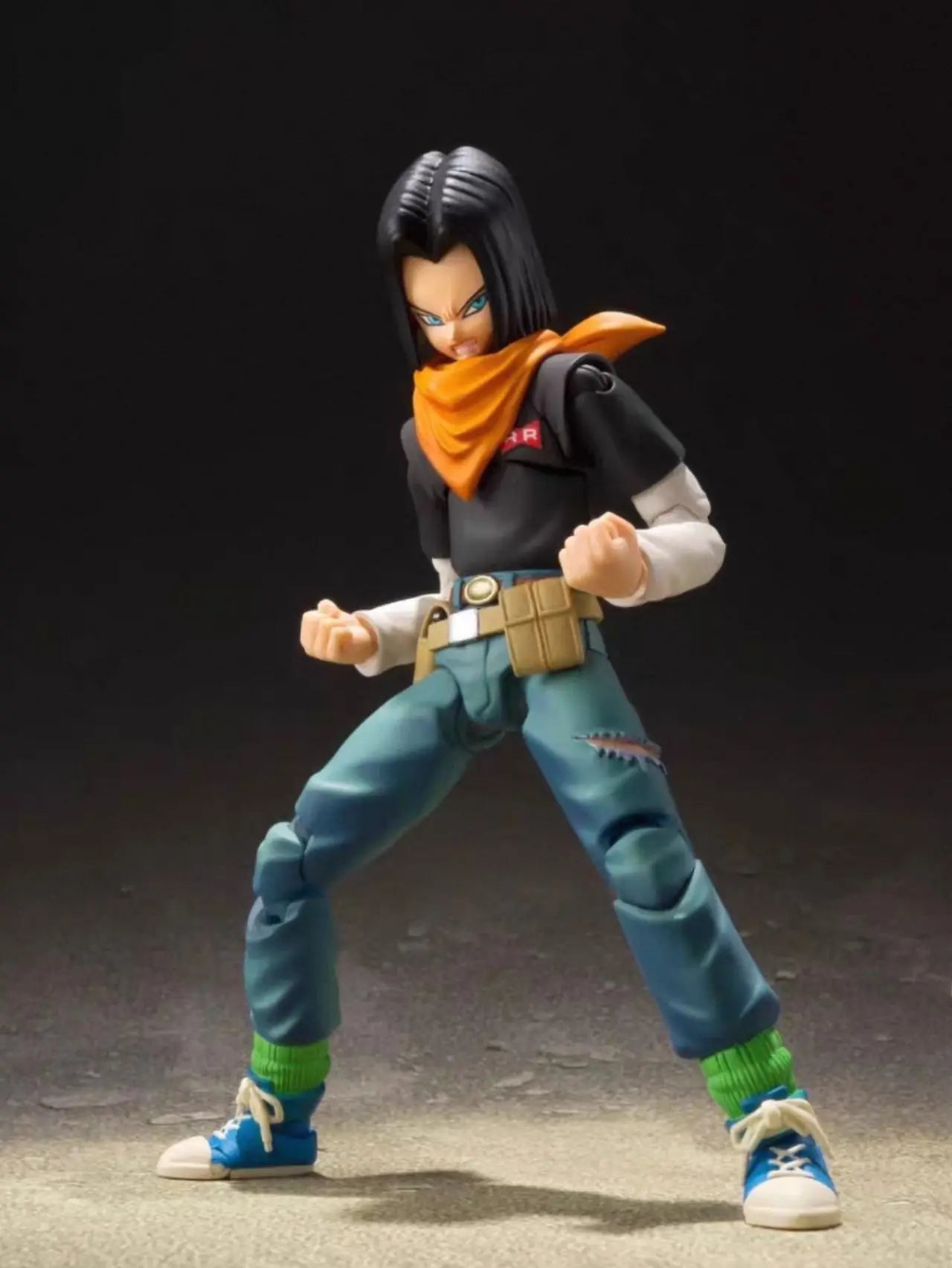 In Stock Bandai S H Figuarts Original Dragon Ball Android 17 Doll Brand New Boxed Action Figure Anime Characters Model Garage