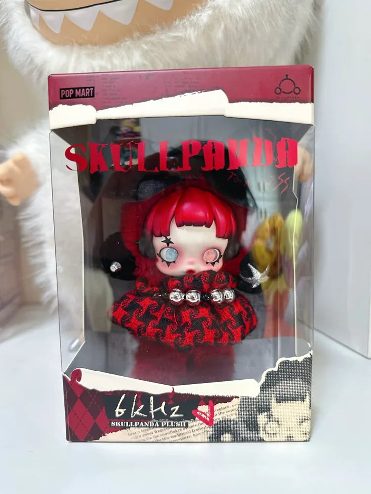POPMART Оригинална лимитирана серия SKULLPANDA SP6000 серия екшън фигурка висяща картичка изненада подарък