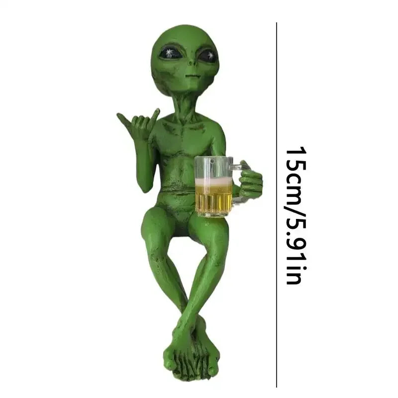 Alien-Statue, Bier trinkende Alien-Skulptur, Kunstharz, Neuheit, Sammlerstücke, lustige Schreibtisch-Dekoration für Erwachsene, Schreibtisch, Schlafzimmer, Garten