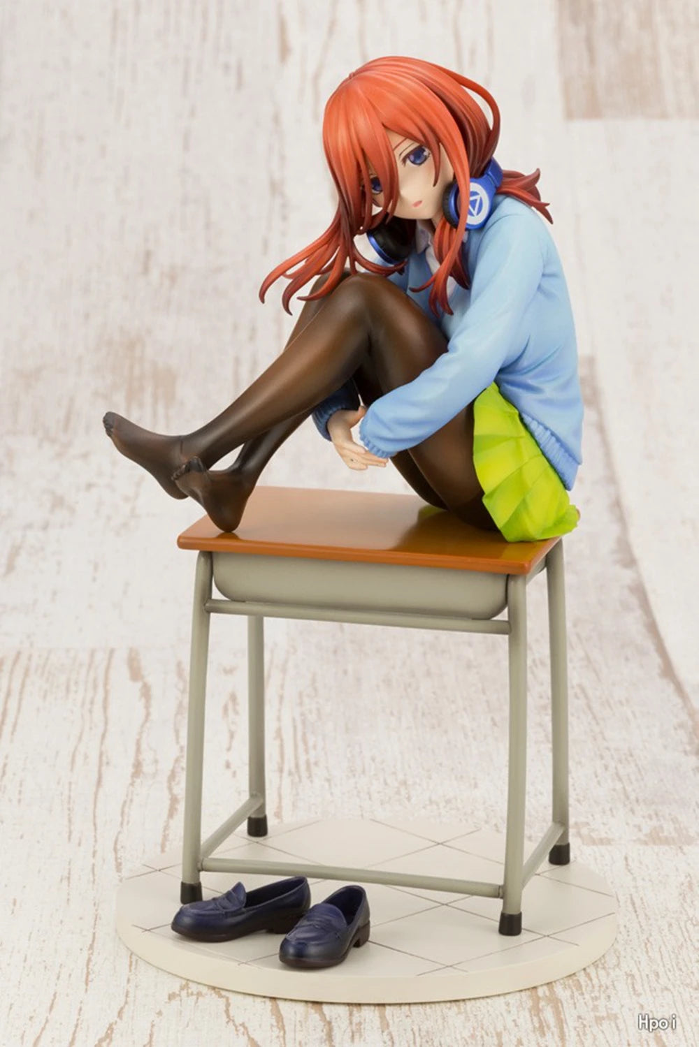 19cm Anime The Quintessential Quintuplets Gotoubun no Hanayome Nakano Miku 1/8 Action Figure Model School Uniform Toys
