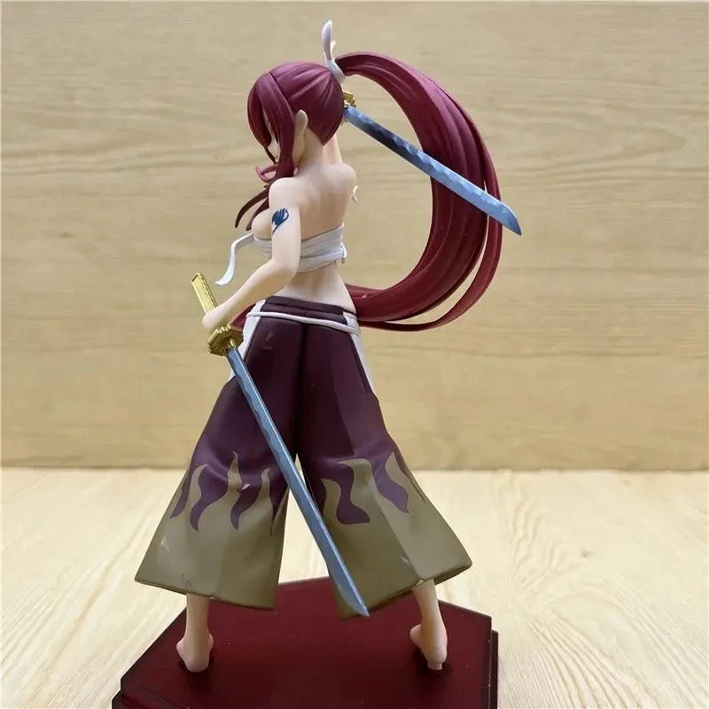 Fairy Tail Final Chapter Erza Scarlet Demon Sword Red Sakura Actionfigur - Bewegliches GSC POP PUP Modell Sammlerstück Weihnachtsgeschenk