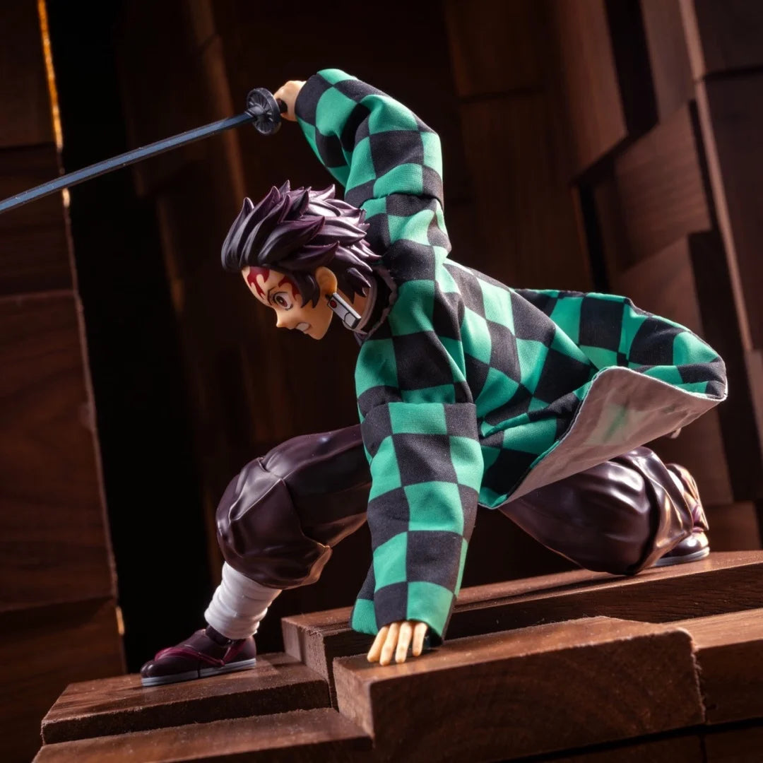 Demon Slayer Anime Shf Kamado Tanjirou, handgefertigte Kimono-Kleidung mit eingebautem Eisendraht ist geeignet für 1/12 bewegliche humanoide Spielzeuge