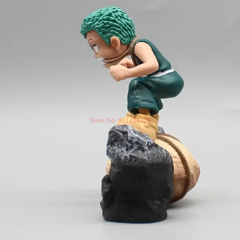 One Piece GK Стояща поза Соло детство Соло 9 см хапещ камък сцена статуя модел настолен орнамент