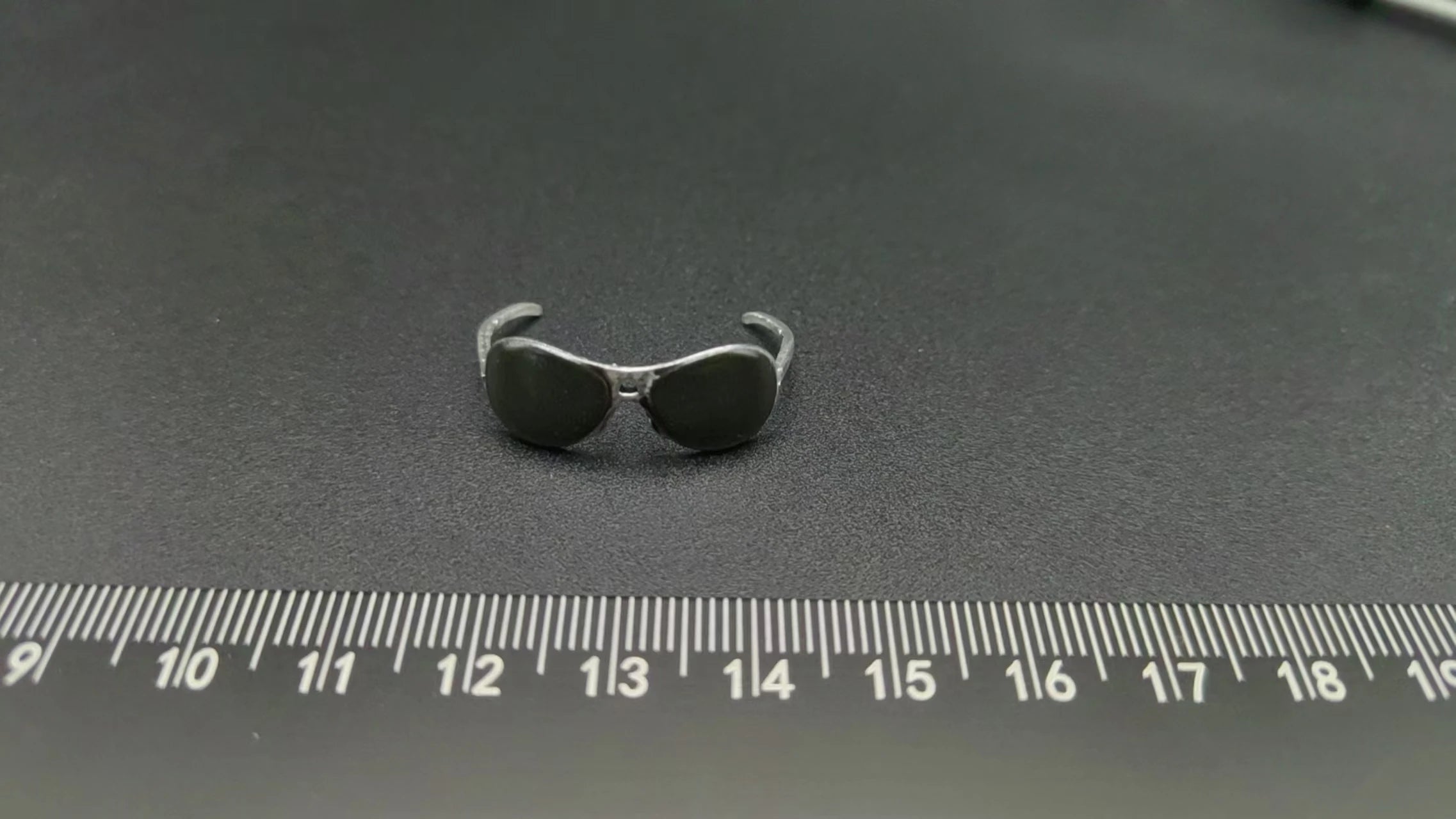 1/12 Scale Accessory Model for 6''mezco