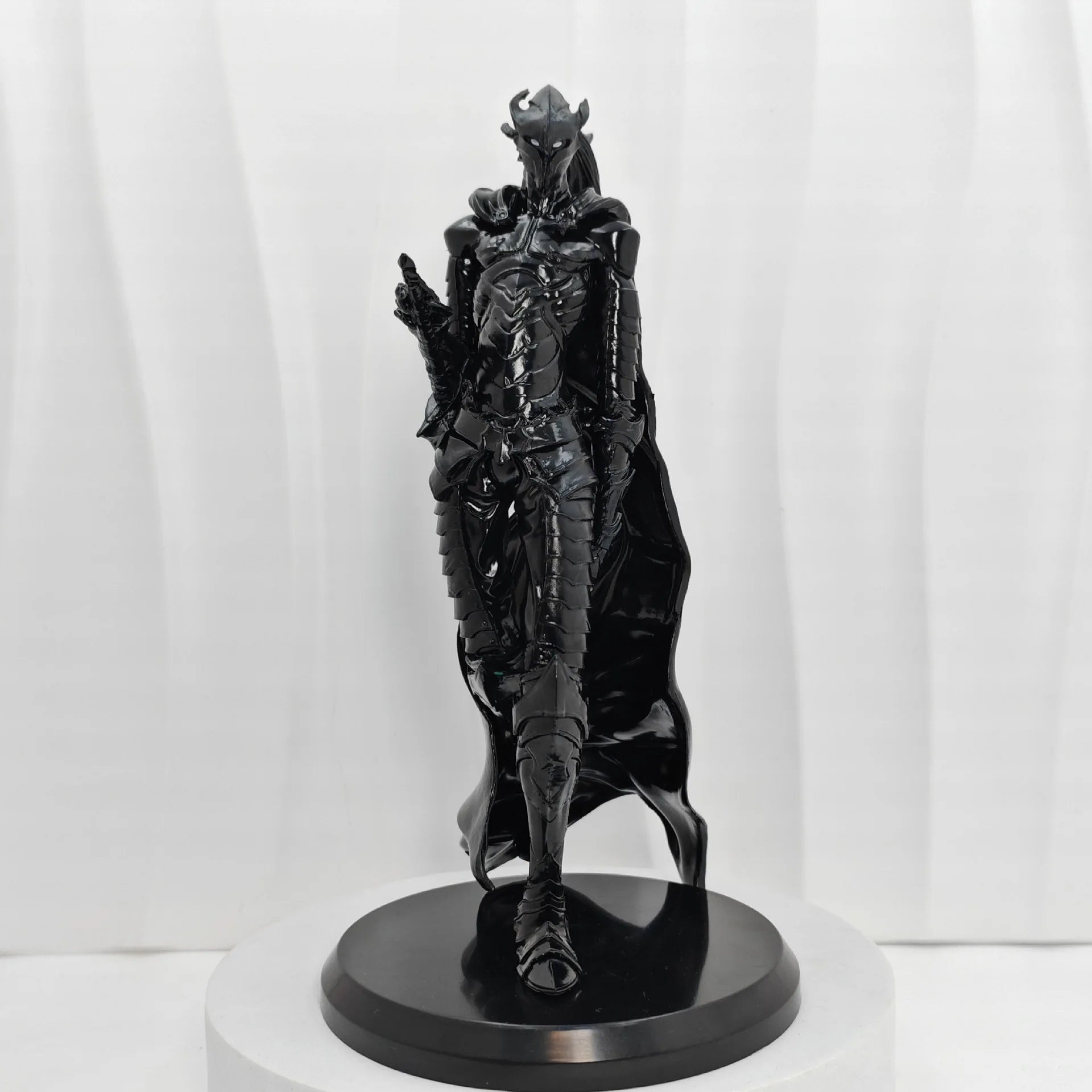 Anime Solo Figures The Bloodred Knight IGRIS Figure standing pose statue Igris Sung Jinwoo action Figure Model Toys Boys Gifts