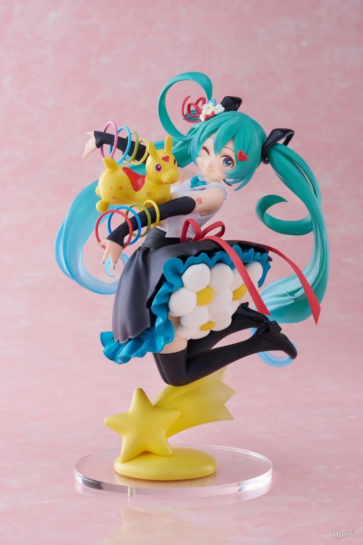 19CM BANDAI Hatsune Miku Figure Co-branded Rody Piapro Characters Artist Master Piece Scene Model Toy Doll Aciton Figure PVC