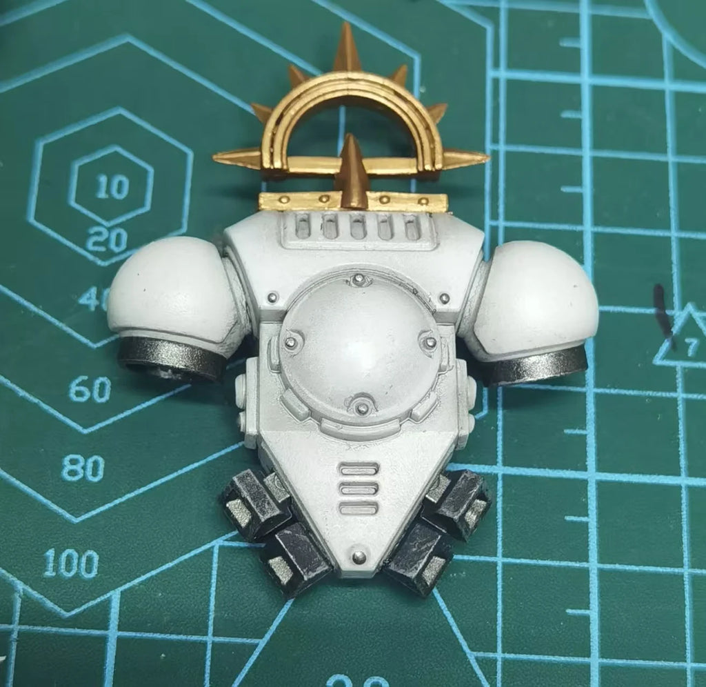 [НАЛИЧНОСТ] JOYTOY Warhammer 40K Екшън фигурки 1/18 Мащаб Dark Source Space Marines Бели консули Капитан Месиний Модел играчки