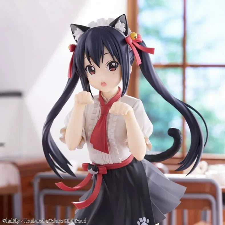 20 см K-ON Hirasawa Yui Nakano Azusa Cat Lap Milk Standing Аниме Ръчно изработени екшън фигурки за настолен калъф за декорация Орнамент Подарък