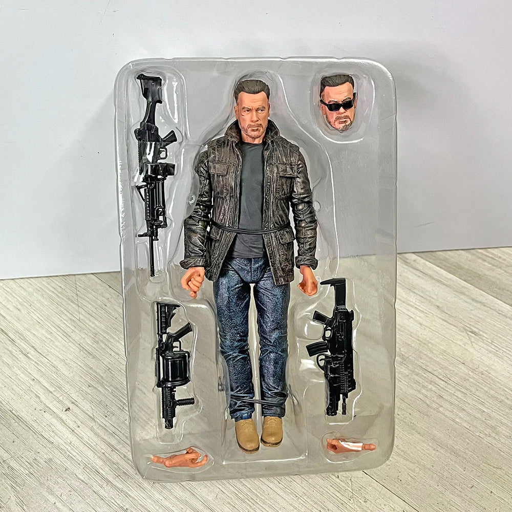 NECA Terminator Figure 2 Judgment Day T-800 Arnold Schwarzenegger Dark Fate Elderly Sarah Connor Figure Model Toy Doll Gifts