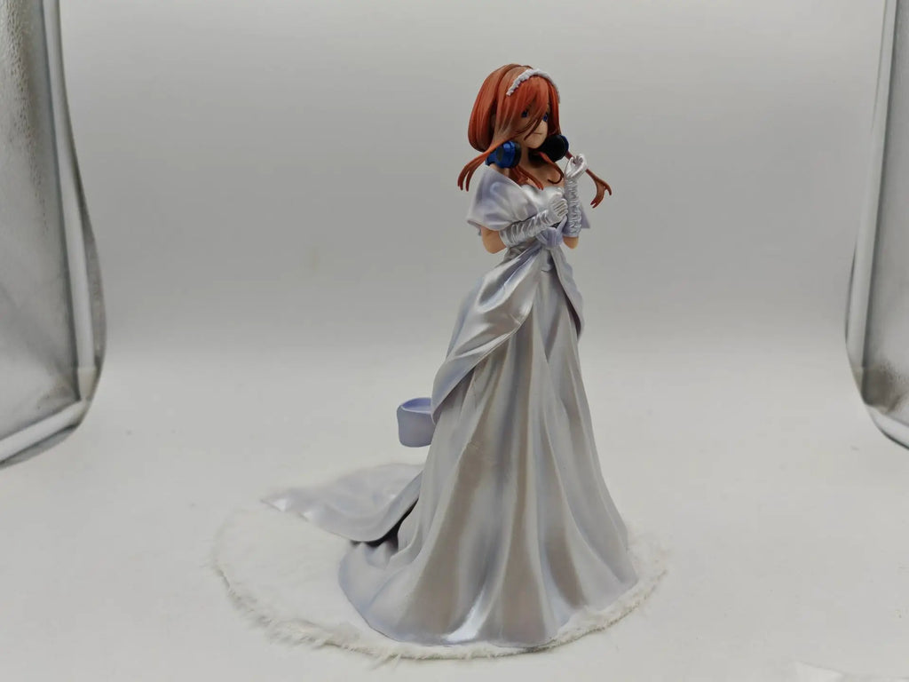 The Quintessential Quintuplets Nakano Miku wedding dress Stand Ver. Anime Action Figure Toys 24CM