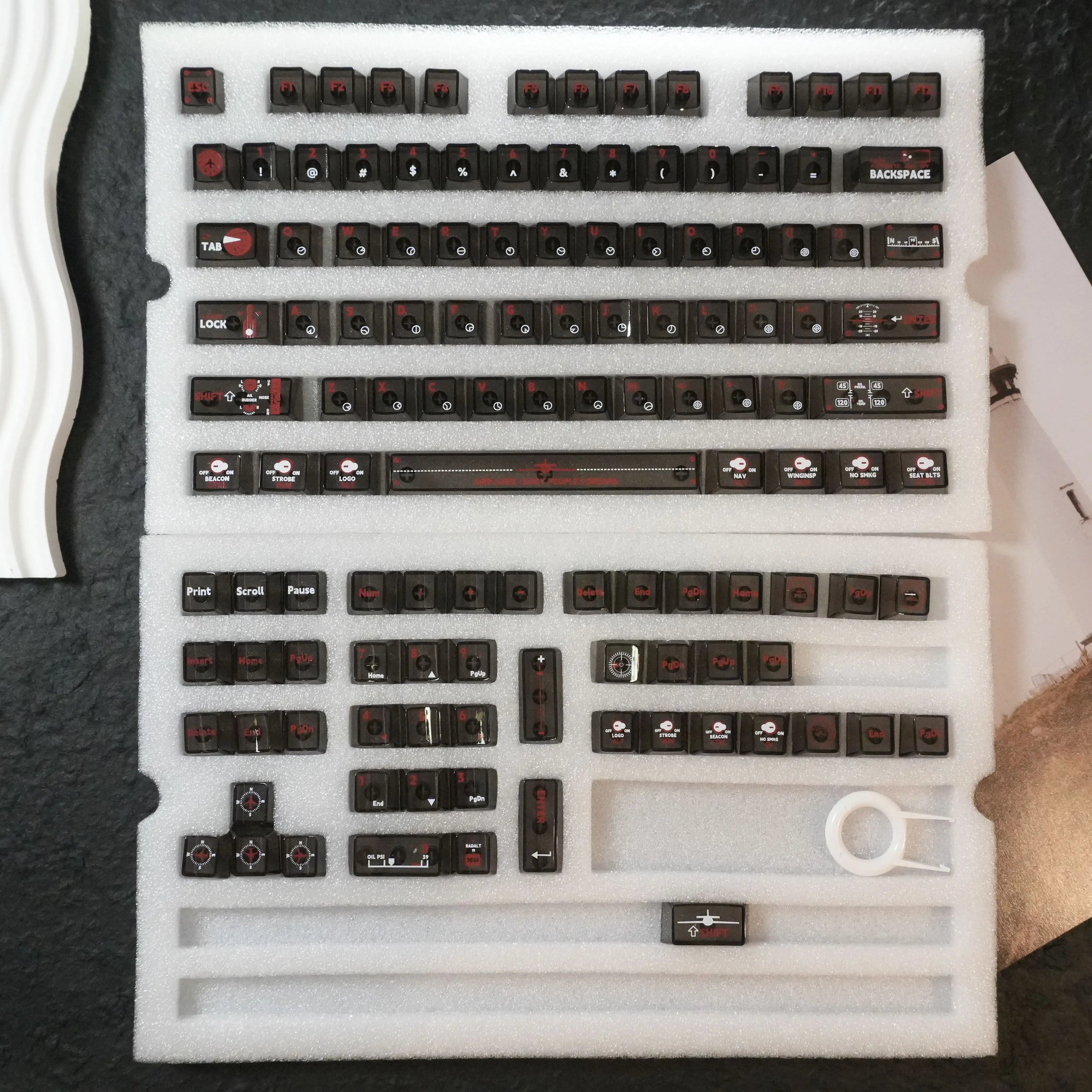 Original highly transparent two-color word 115-key mechanical keyboard small full set of theme keycaps, PC material