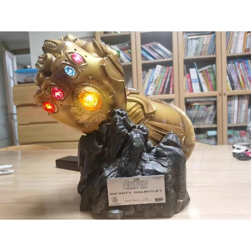 The Avengers Figure Thanos Infinity Gauntlet Anime Collection Resin Model Desktop Ornament Decorations Holiday Gift Children Toy