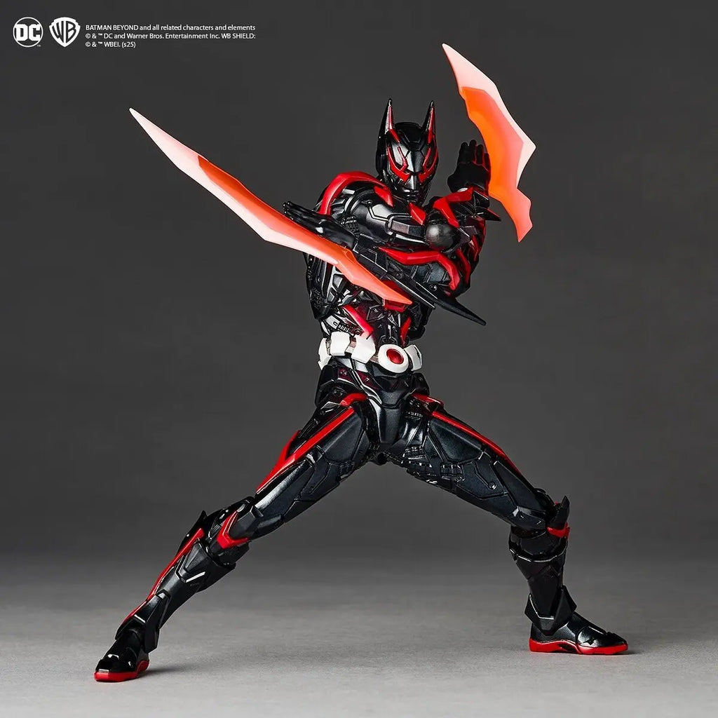 In Stock Batman Beyond Action Figure Kaiyodo Revoltech Yamaguchi Figurine With bonus Joint Movable Ko Model Kids Toy Gift