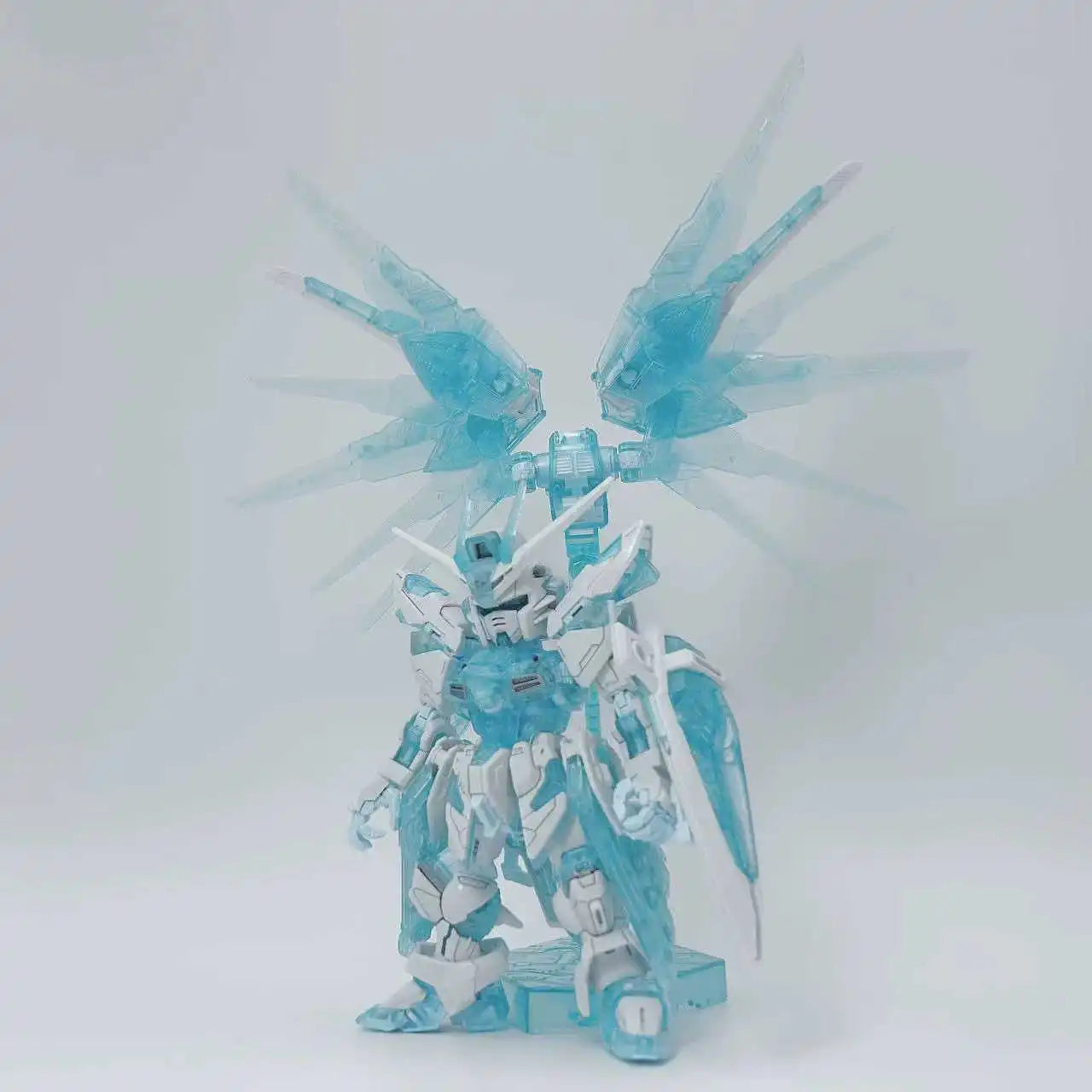 GAOGAO MGSD Freedom Clear Blue Color Action Figure Model Kit SEED Collection DIY Assembly Plastic Toy Gift