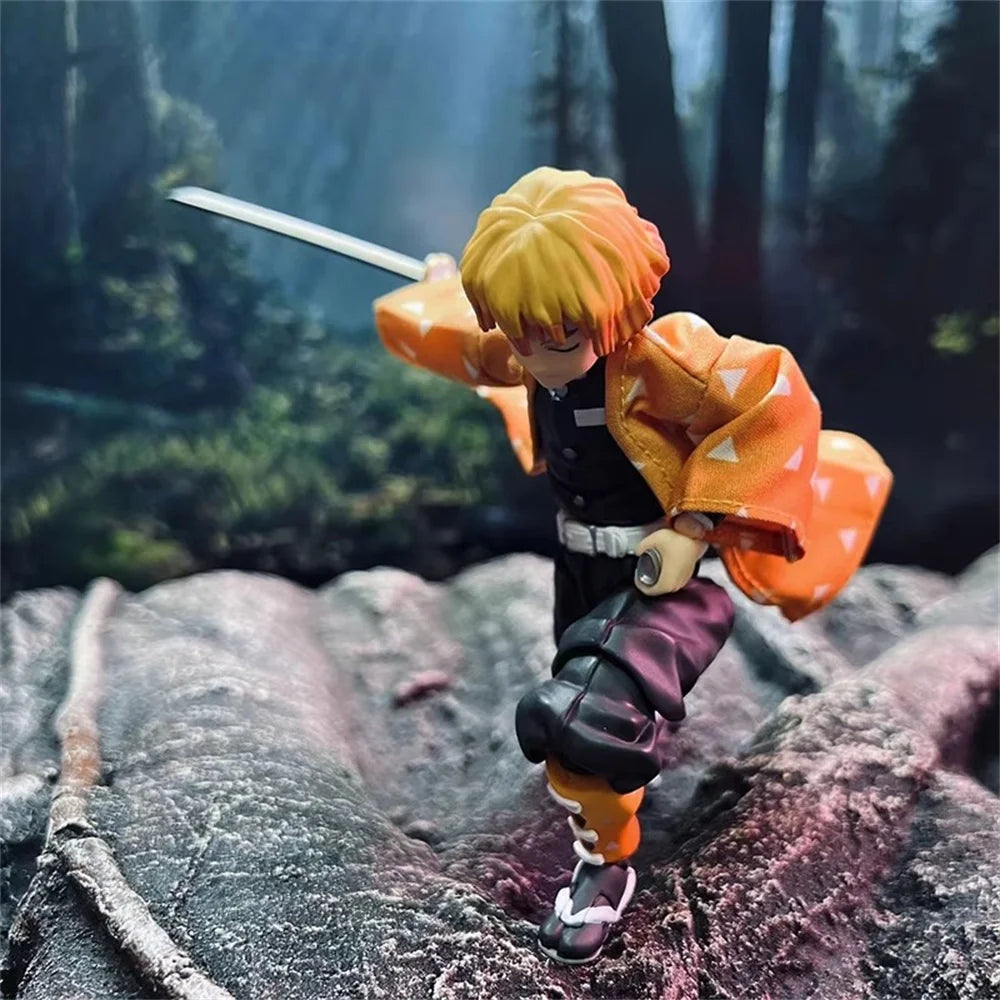1/12 Мащаб Demon Slayer Мъжки герой Агацума Зеницу, платнено жълто дълго палто, подходящо за 6-инчова FIGMA екшън фигурка, тяло