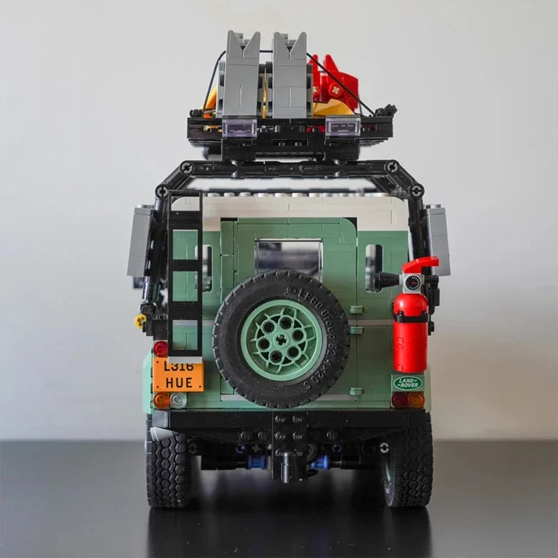 New 2336pcs Home Decoration classic 90 off-road vehicle model building 10317 mechanical assembly boy birthday gift