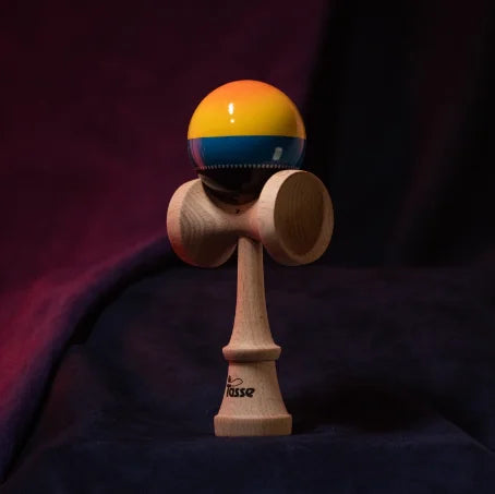 Kendama Tasse Schwert Jade Tasse TA Serie Profi Anfänger Schwertball Spielzeug für Anfänger Jonglierspiel im Freien Sportball