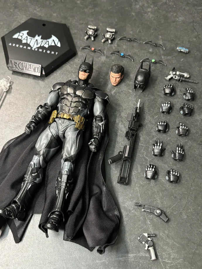 In Stock LIANGPINZHIZAO Batman: Arkham Knight Movable Model Toys Collect 1/12 Batman Action Figure Collectible Decor Gifts