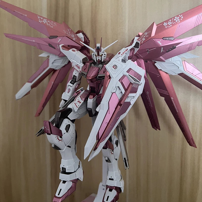 Bandai Freedom Gundam Action Figure MG Pink Sakura 2.0 Freedom Gundam Model Kit Toy Paint Modification