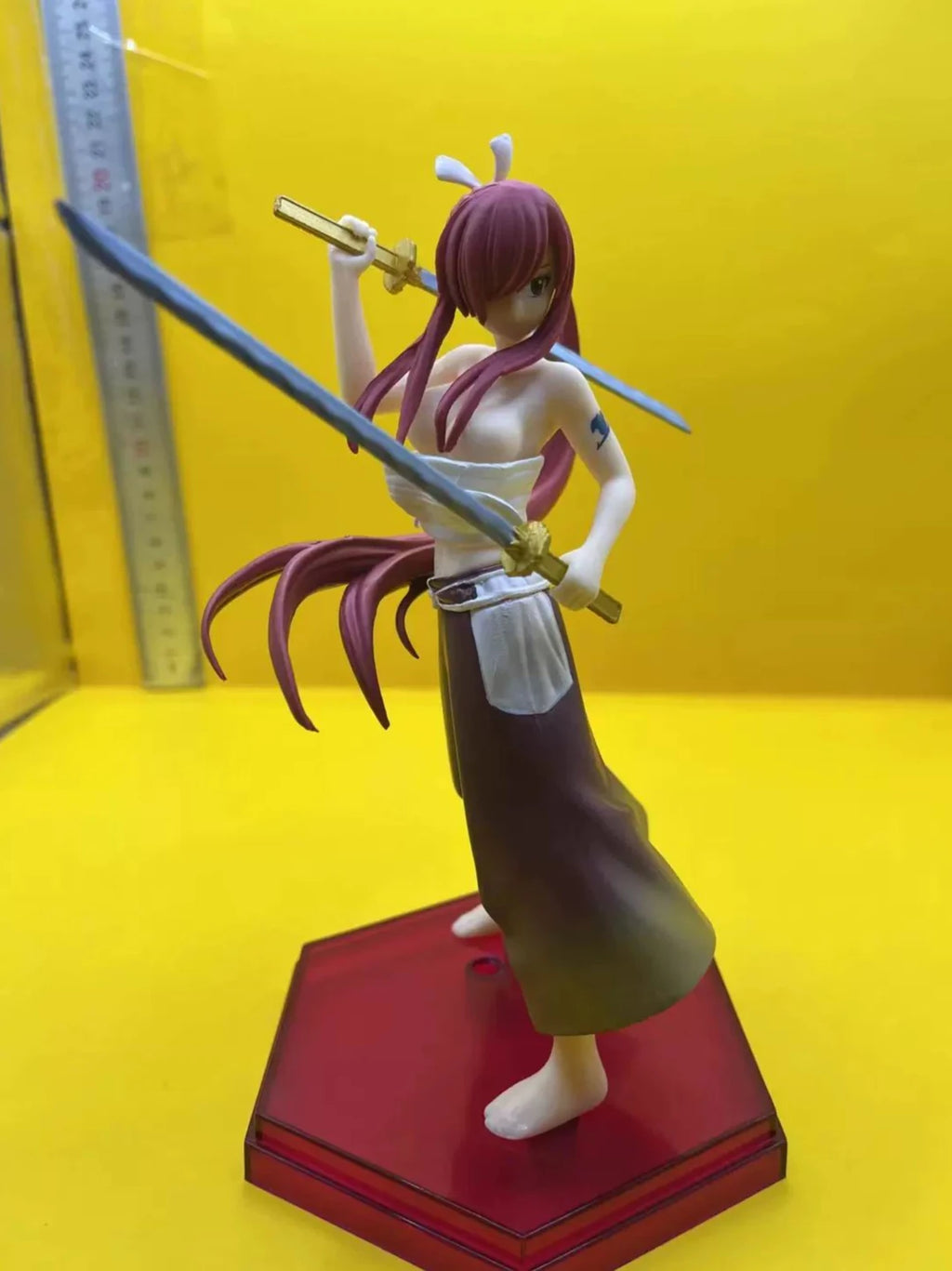 Fairy Tail Final Chapter Erza Scarlet Demon Sword Red Sakura Actionfigur - Bewegliches GSC POP PUP Modell Sammlerstück Weihnachtsgeschenk