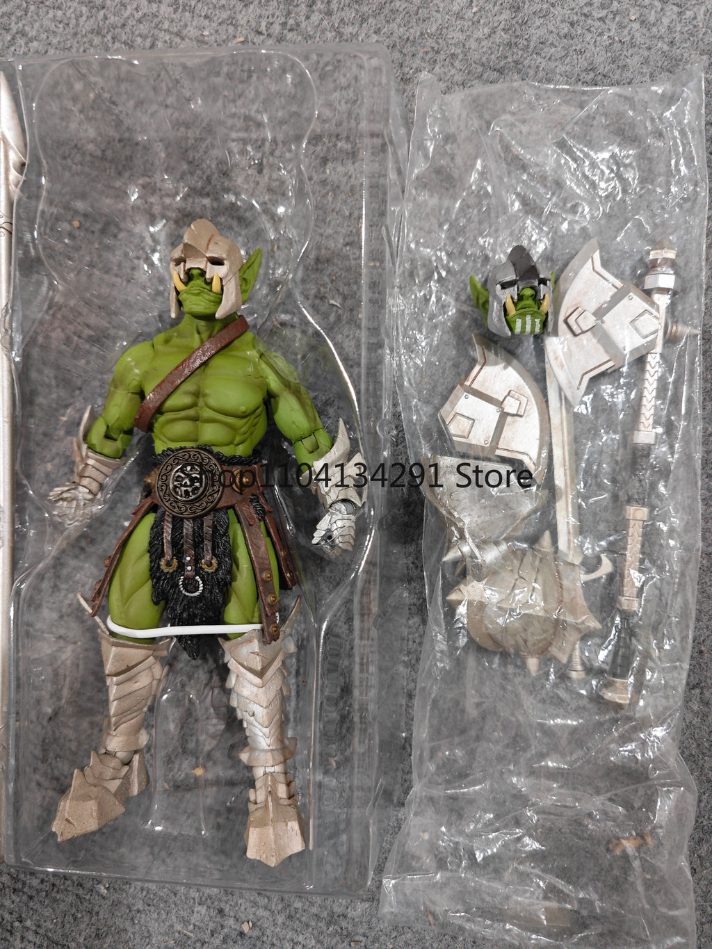 Original Edition Four Knights Mythic Legion Silverhorn Sentinel Silver Armor Beastman Black Knight Action Figure